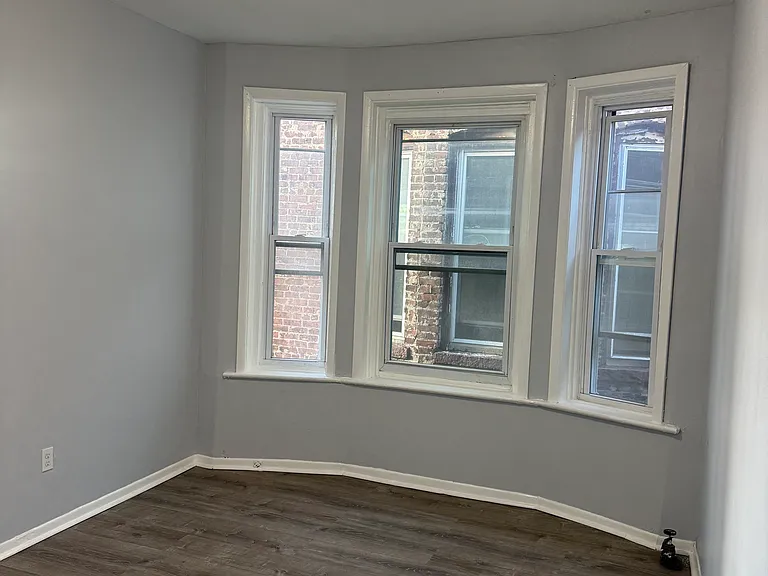 1203-1204 Broad St #13 — Photo 2