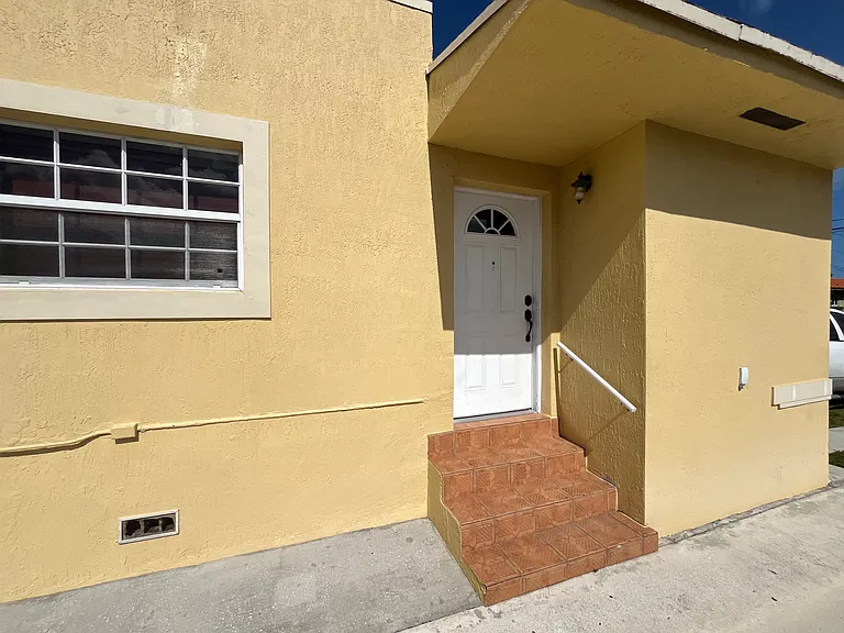 3501 SW 3rd St #1 — Photo 19