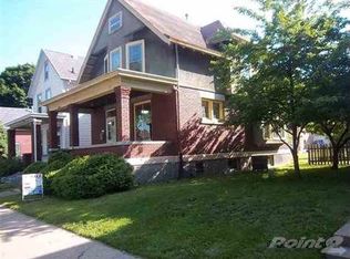 2539 Jackson St, Dubuque, IA 52001