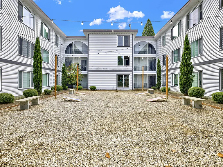 The Ridge at Bellevue — Photo 15