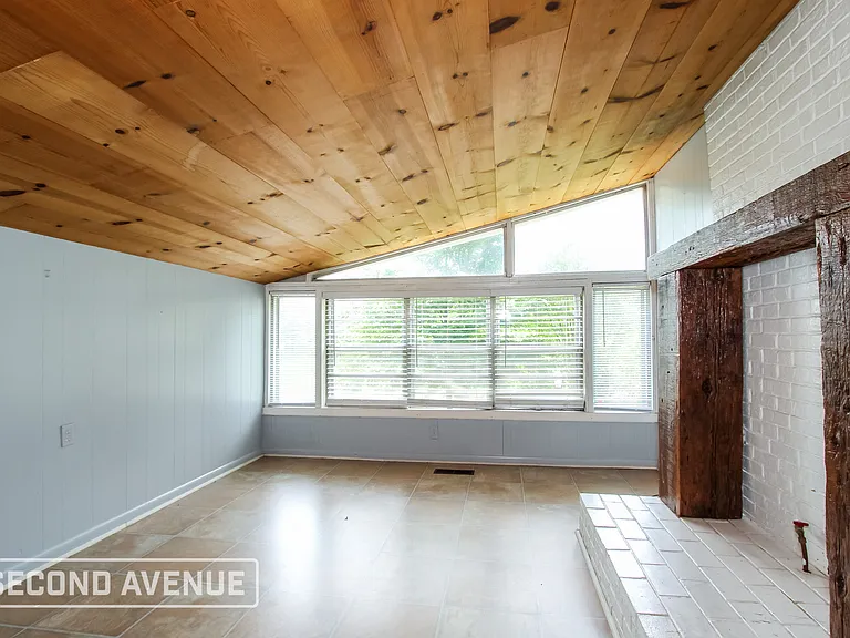 140 Curren St SE — Photo 10