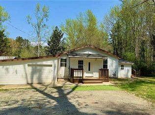 337 Lee Dr, Acworth, GA 30102