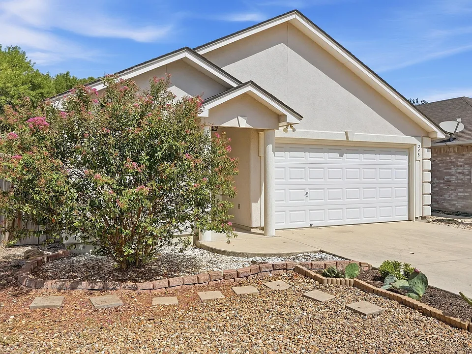 248 Dogwood Dr