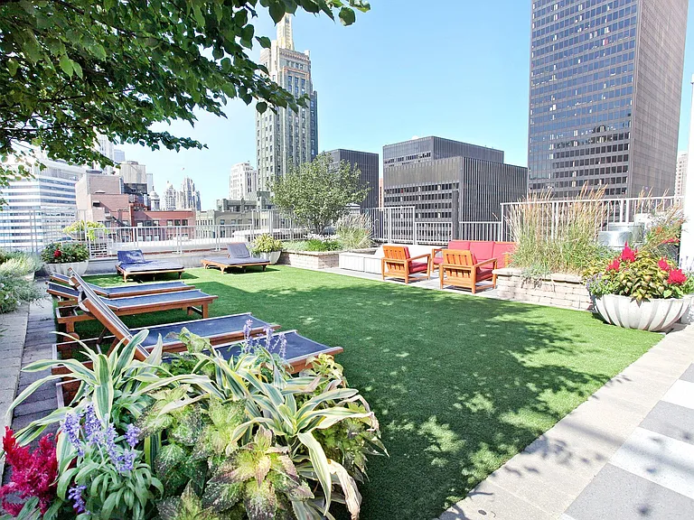 MDA Apartments — Photo 35