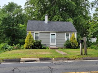 15 Bolton Rd, Vernon, CT 06066