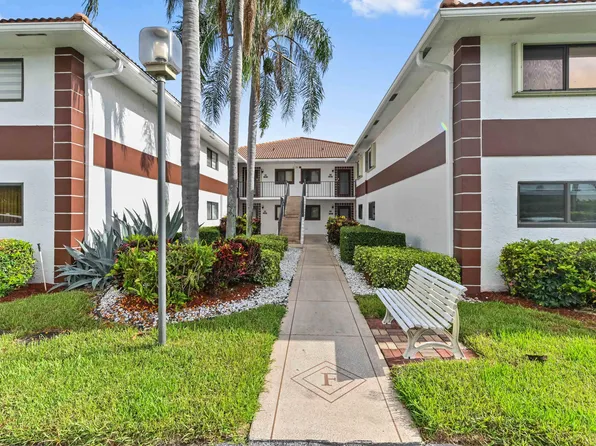 15451 Pembridge Drive #207, Delray Beach, FL 33484
