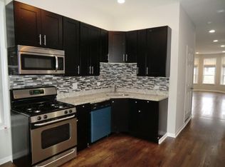 2130 W Cermak Rd #2FP, Chicago, IL 60608