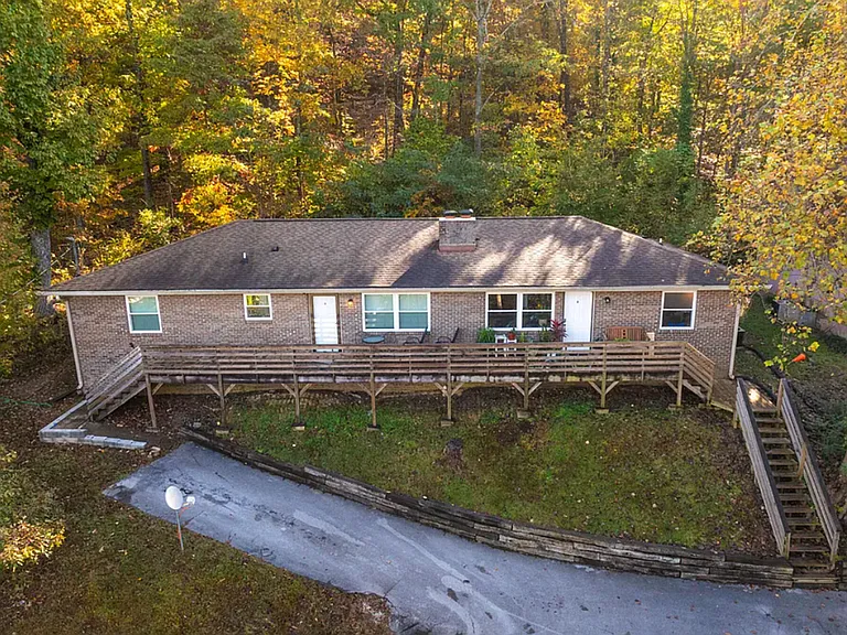 229 Clift View Dr #A — Photo 11