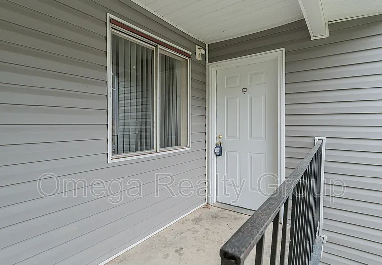 1604 14th Ave E #10 — Photo 3