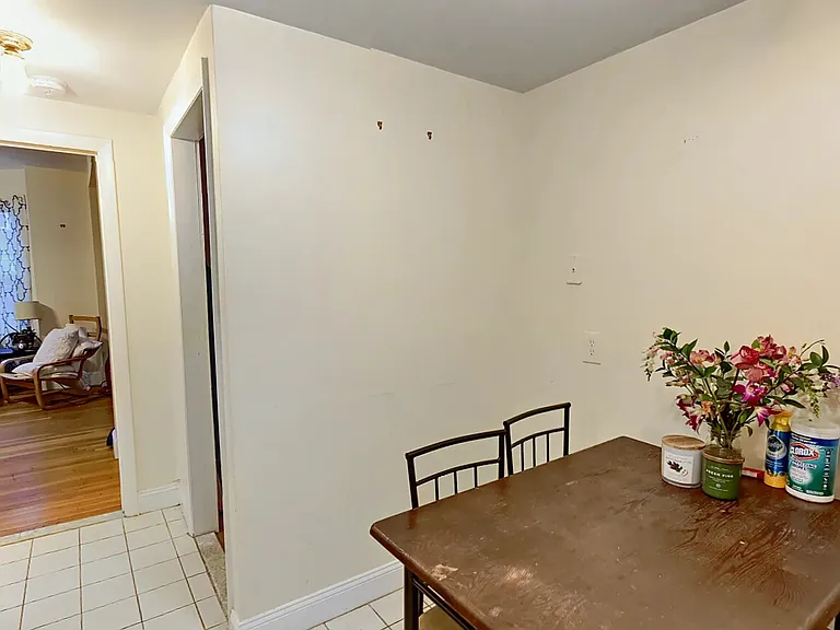 216 Freeman St #1 — Photo 3