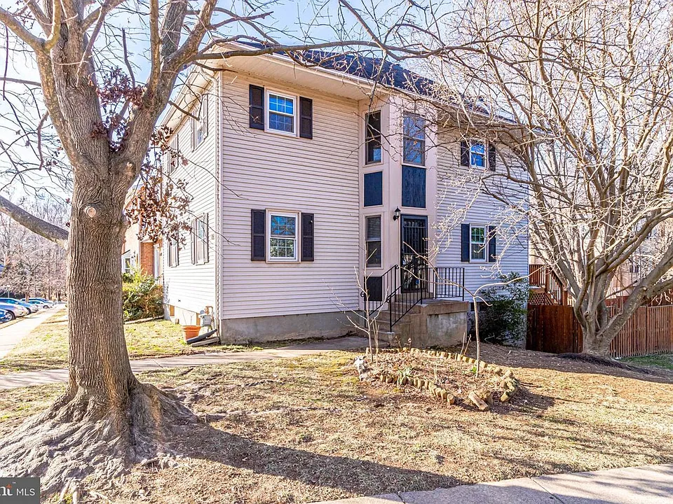 3000 Winter Pine Ct