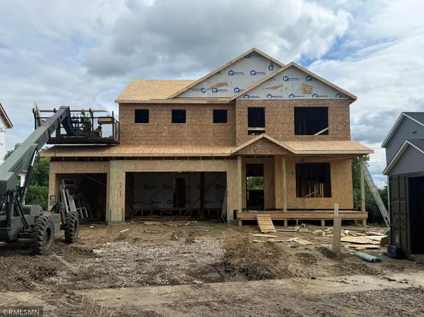 1656 Meadows Drive St NE, East Bethel, MN 55011