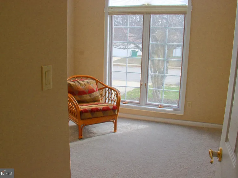 48070 Mayflower Dr — Photo 12