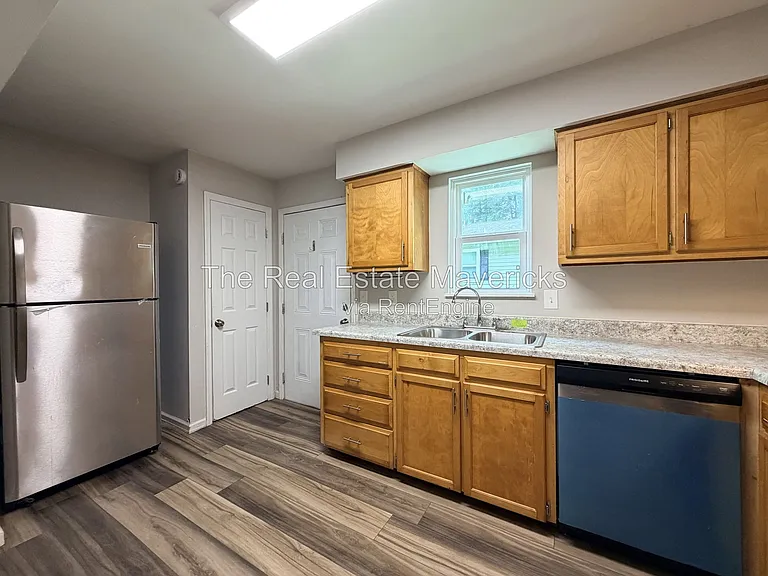 131 Pace Dr #C5 — Photo 4