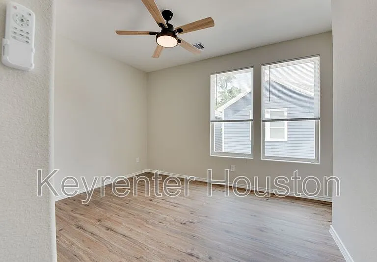 8203 Woodlyn Rd #C — Photo 61