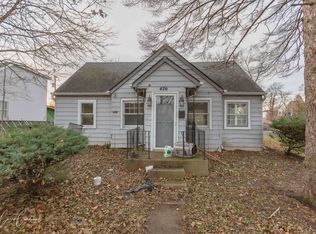 426 Kenwood Dr, Round Lake Park, IL
