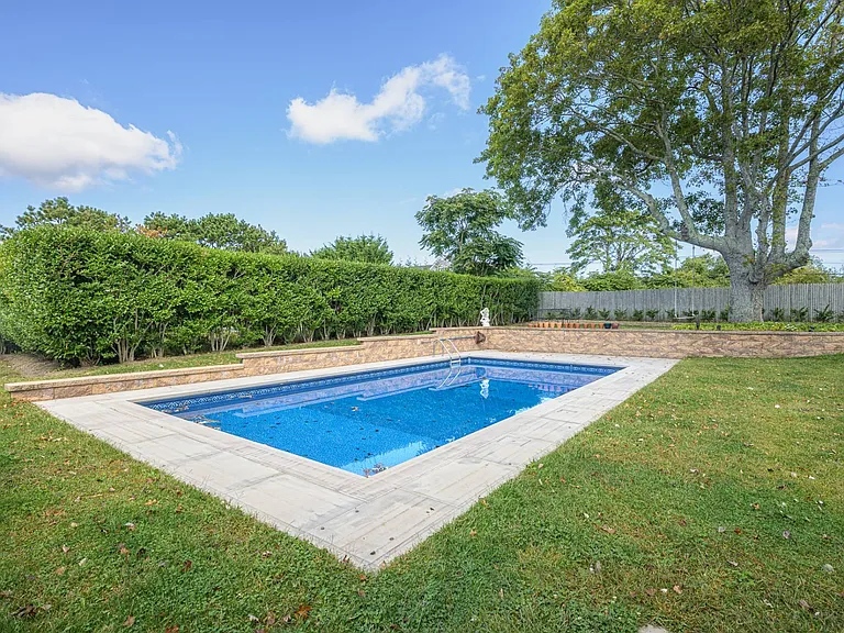 27 Landing Ln — Photo 15