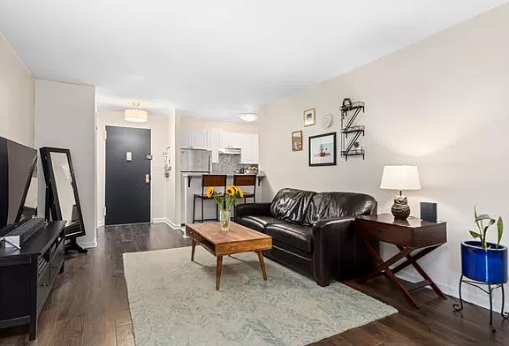 2nd image of 235 E 87th St APT 5E