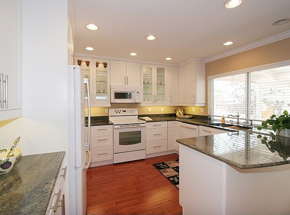 New 42' Cabinets,LG frig