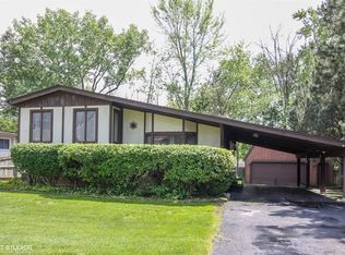 213 E 56th St, Westmont, IL