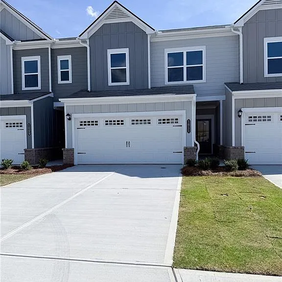 1011 Stiles Ct — Photo 1