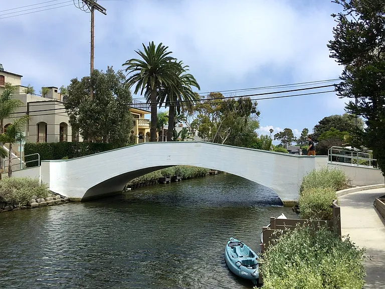 2504 Pacific Ave — Photo 27