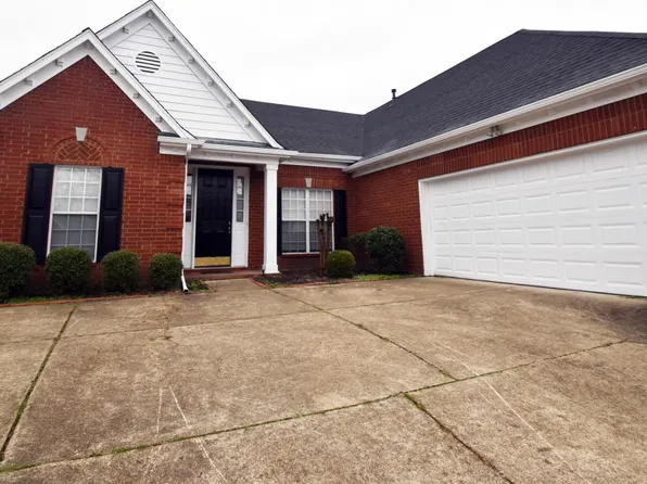 935 Misty Birch Ln, Cordova, TN 38018