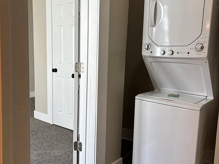 725 Pearl St #2 — Photo 16