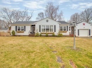 8 Breen Ave, Methuen, MA 01844