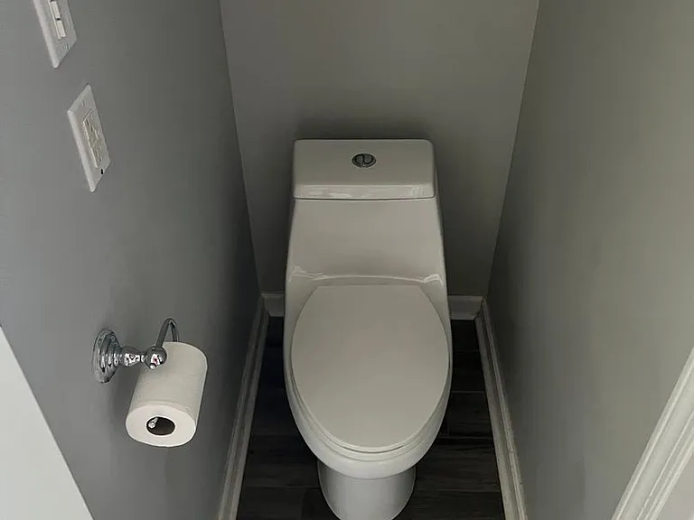 114 Colchester Dr — Photo 15