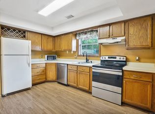 1311 Sunfield Dr, South Windsor, CT 06074