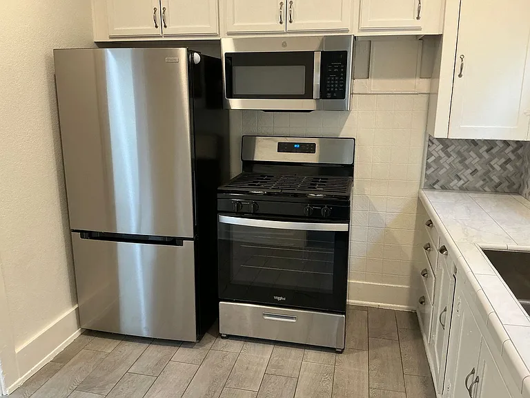 233 E La Veta 492 S — Photo 7