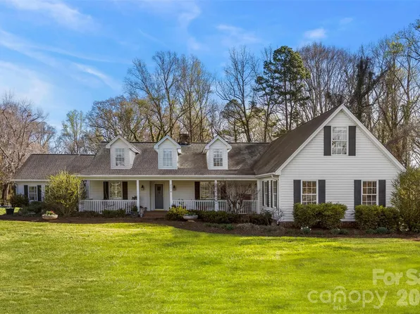 2270 Lowell Bethesda Rd, Gastonia, NC 28056