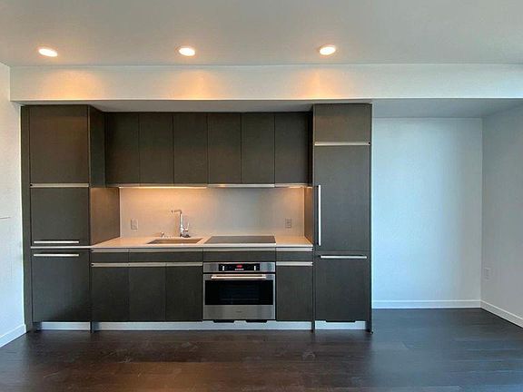 3rd image of 1808 Minor Ave #1609