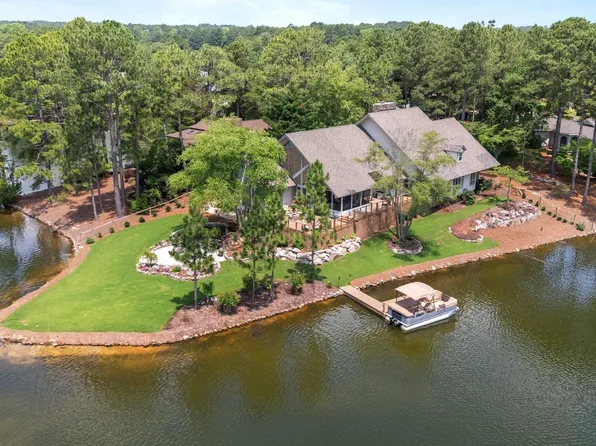 4 Lake Shore Court, Pinehurst, NC 28374
