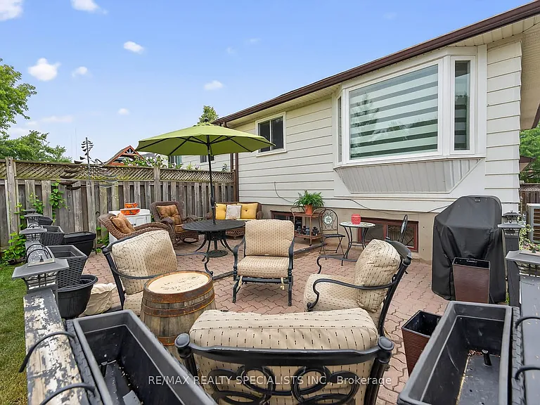 1912 Bonnymede Dr #LOWER — Photo 36