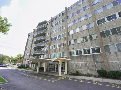 6640 Pearl Rd APT 509, Parma Heights, OH, 44130