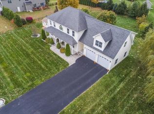 3 Mountainbrook Rd, Wilbraham, MA 01095