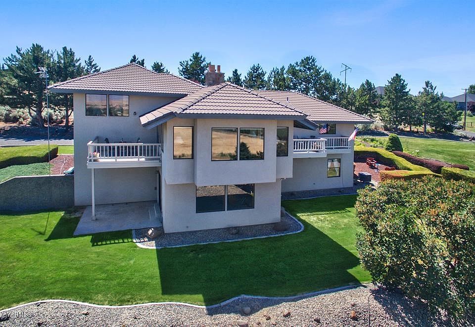 731 Lookout Point Road - Selah, WA 98942