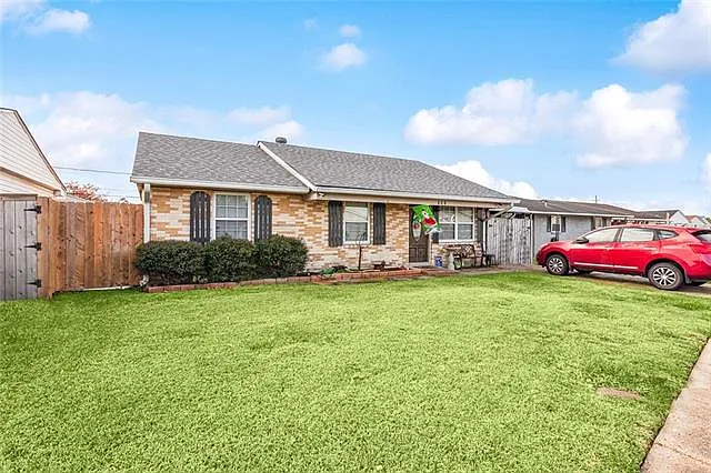 3 bed, 1.5 bath, 1187 sqft, $1,500 — Photo 2
