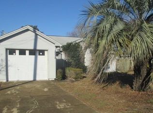 2232 Estates Cir, Navarre, FL 32566