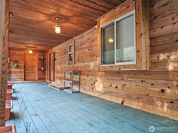 70 Dogwood Ln, Brinnon, WA 98320
