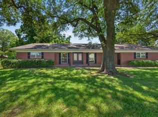 2224 Brownlee Rd, Bossier City, LA 71111