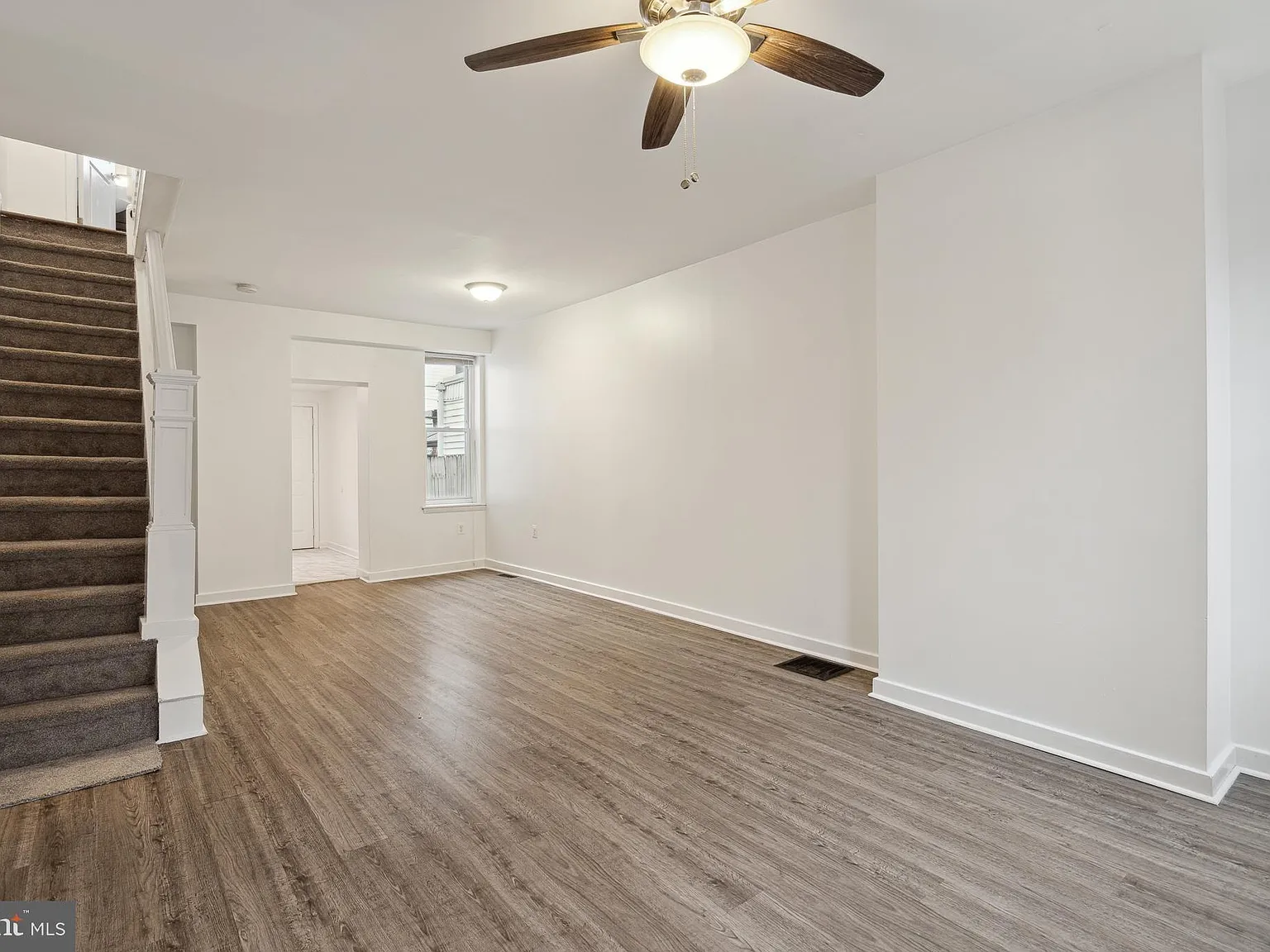 2 bed, 1.0 bath, 840 sqft, $1,325 — Photo 4