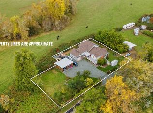 54124 Old Broadbent Rd, Myrtle Point, OR 97458