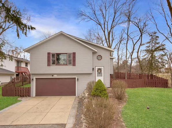 949 Rhyners LANE, Twin Lakes, WI 53181