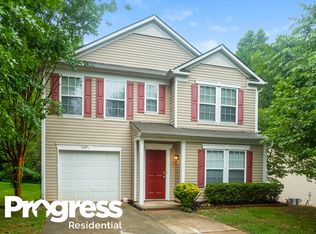 5207 Vanhoy Ln, Charlotte, NC 28269