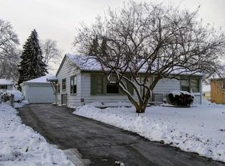 774 N Howard Ave, Elmhurst, IL 60126