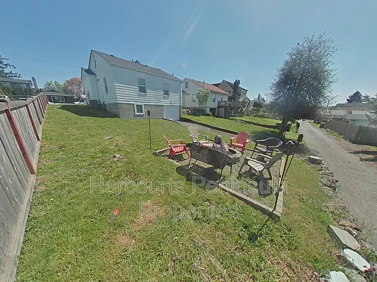 1011 Rainier Ave — Photo 39