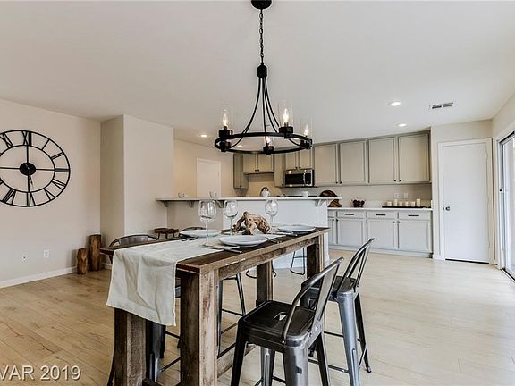 5th image of 559 Lacabana Beach Dr
